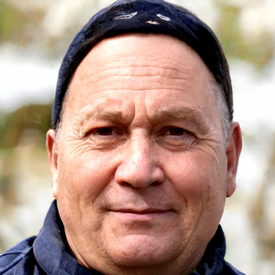 Kestrel Wickham, financial behavior educator